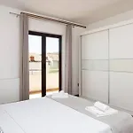 Apartments By The Sea Tisno, Murter - 812 Διαμέρισμα *