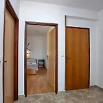Apartments By The Sea Tisno, Murter - 812 Διαμέρισμα