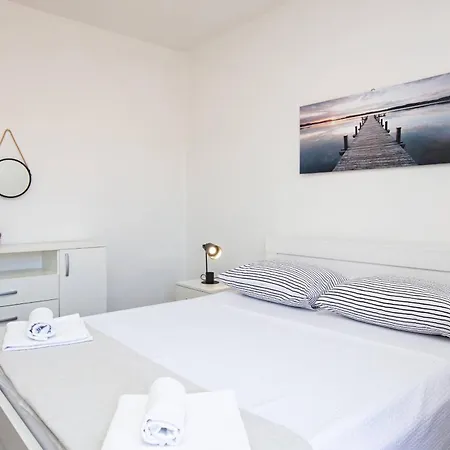 Διαμέρισμα Apartments By The Sea Tisno, Murter - 812 Tisno