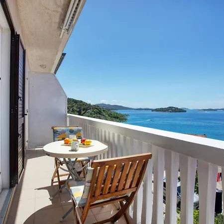 Apartments By The Sea Tisno, Murter - 812 Apartment *