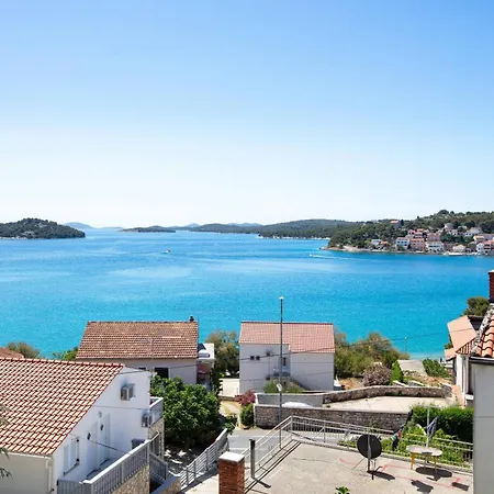 Apartments By The Sea Tisno, Murter - 812 Apartment