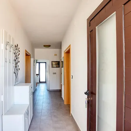 Apartments By The Sea Tisno, Murter - 812 *