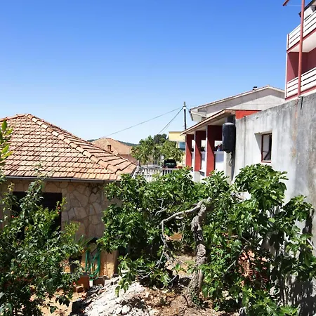 Apartments By The Sea Tisno, Murter - 812 Tisno