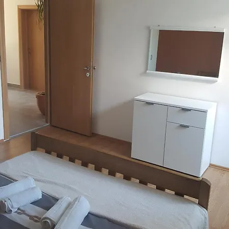 Apartments By The Sea Tisno, Murter - 812 Tisno