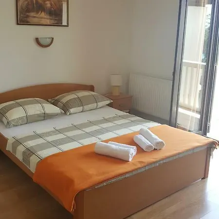 Apartments By The Sea Tisno, Murter - 812 Tisno