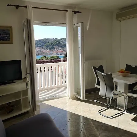 Apartments By The Sea Tisno, Murter - 812