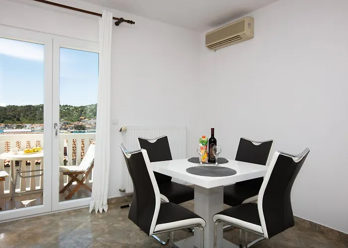 By The Sea Tisno, Murter - 812 티스노